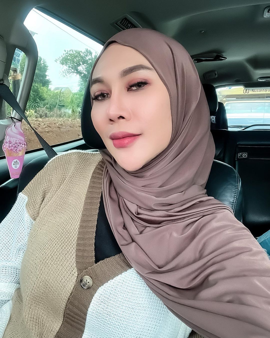 Hina sexy Female,5'3 or under(160cm),Bisexual,Blonde,Men